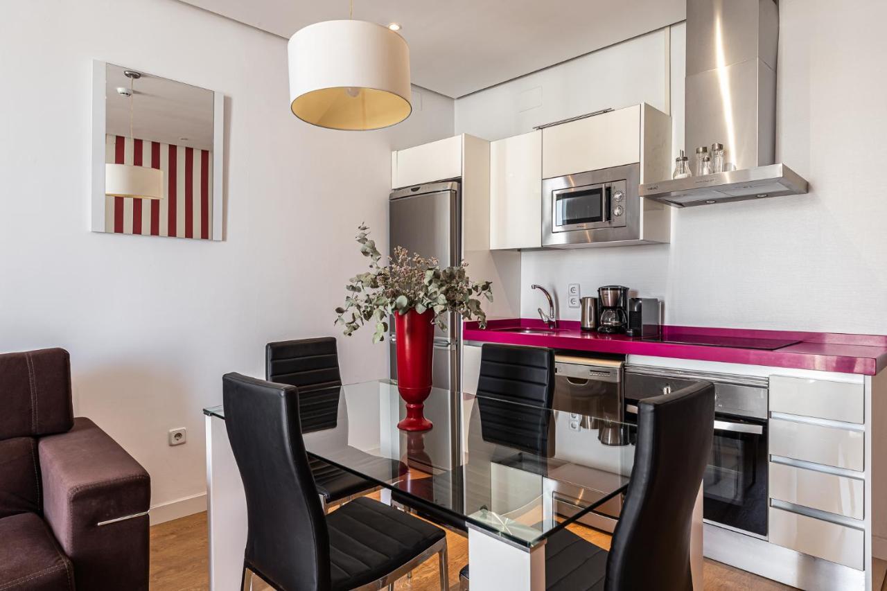 Waou Apartamentos En Sol Superior 2 马德里 外观 照片